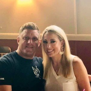 Meet your Posher, Hunter